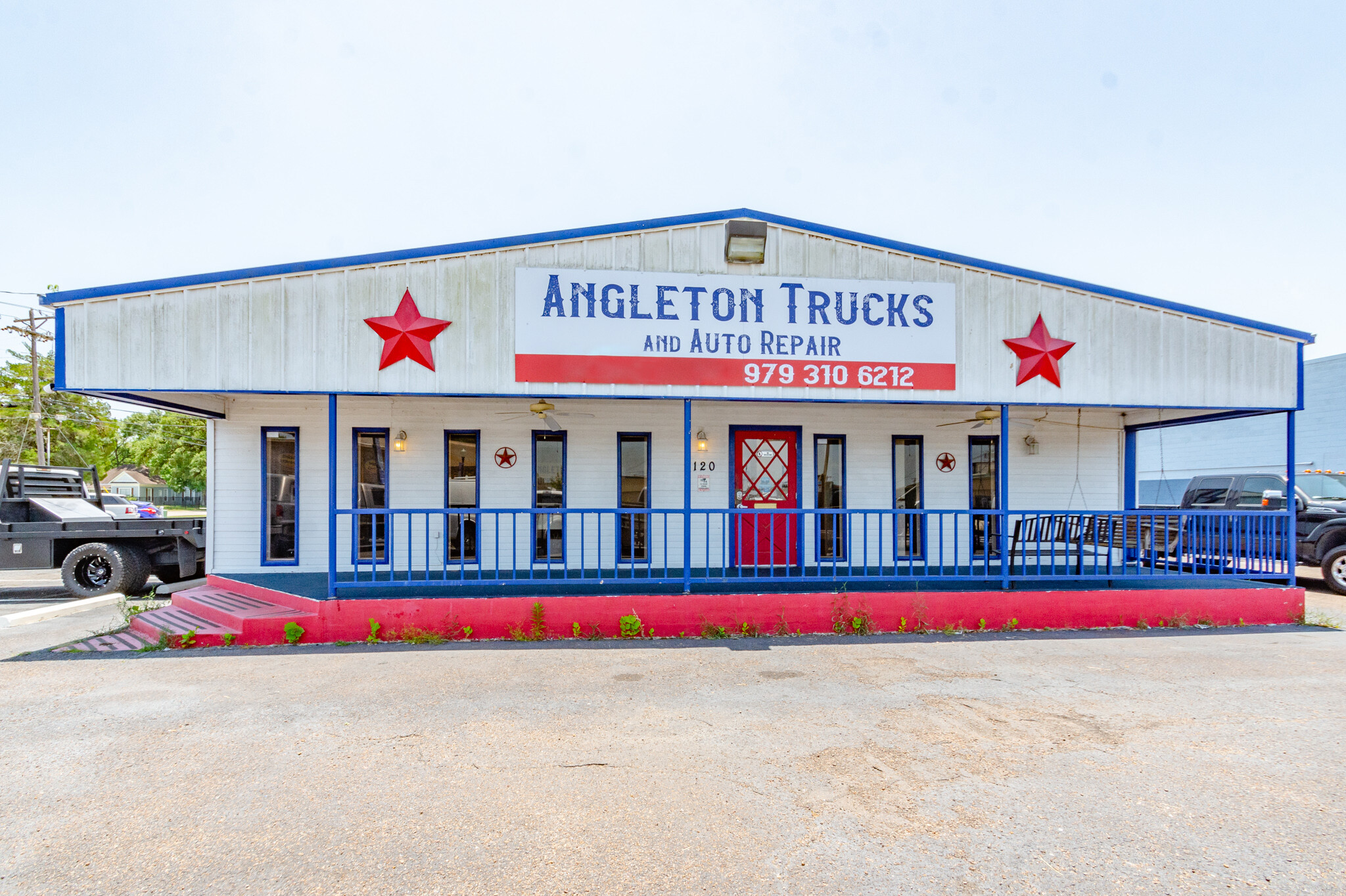 120 E Mulberry St, Angleton, TX for sale Building Photo- Image 1 of 1