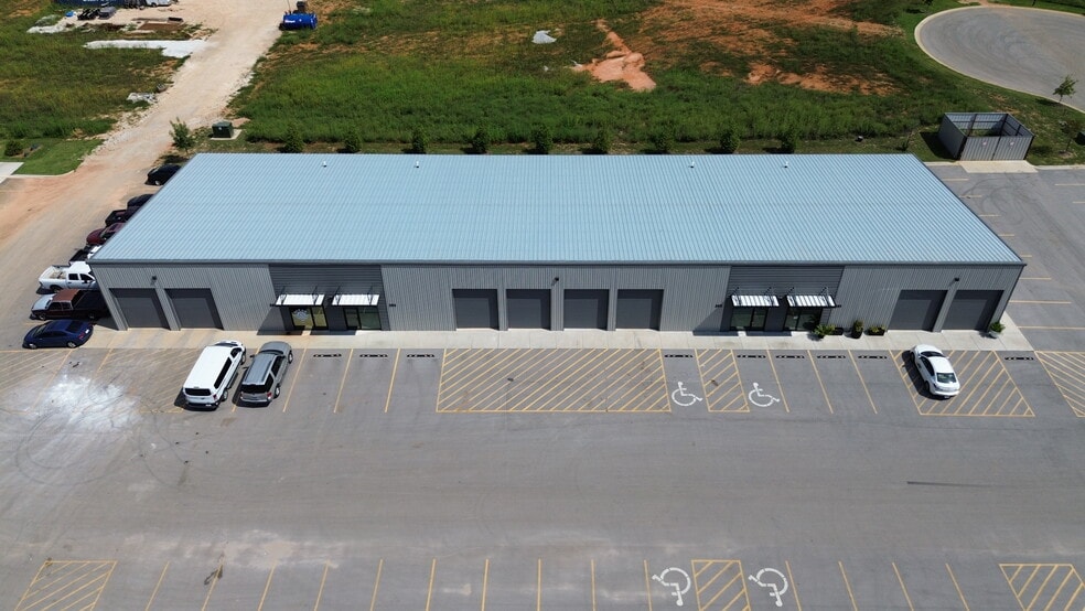 164 Grading Ln, Cave Springs, AR for lease - Building Photo - Image 1 of 10