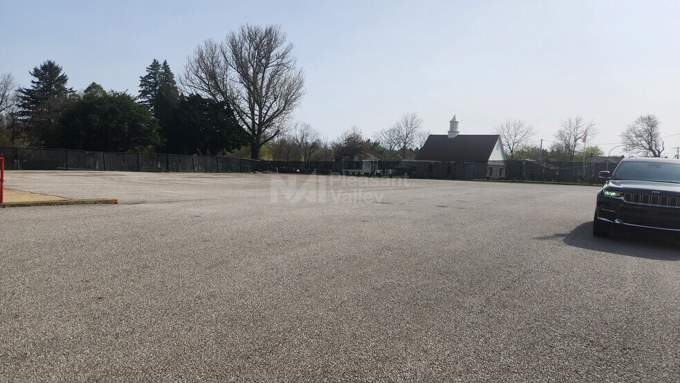 3775 Mogadore Rd, Mogadore, OH à louer - Photo du bâtiment - Image 2 de 6