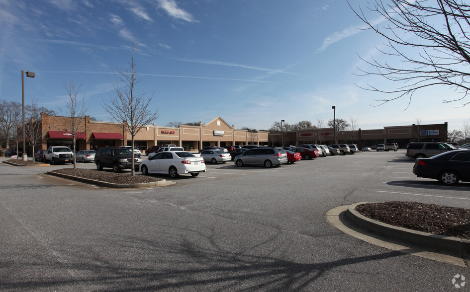 1021 Jamestown Blvd, Watkinsville, GA for lease - Primary Photo - Image 1 of 6