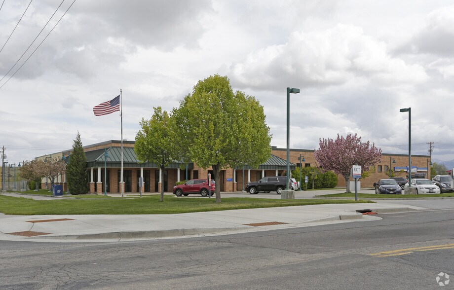 8470 W 2700 S, Magna, UT for lease - Building Photo - Image 2 of 6
