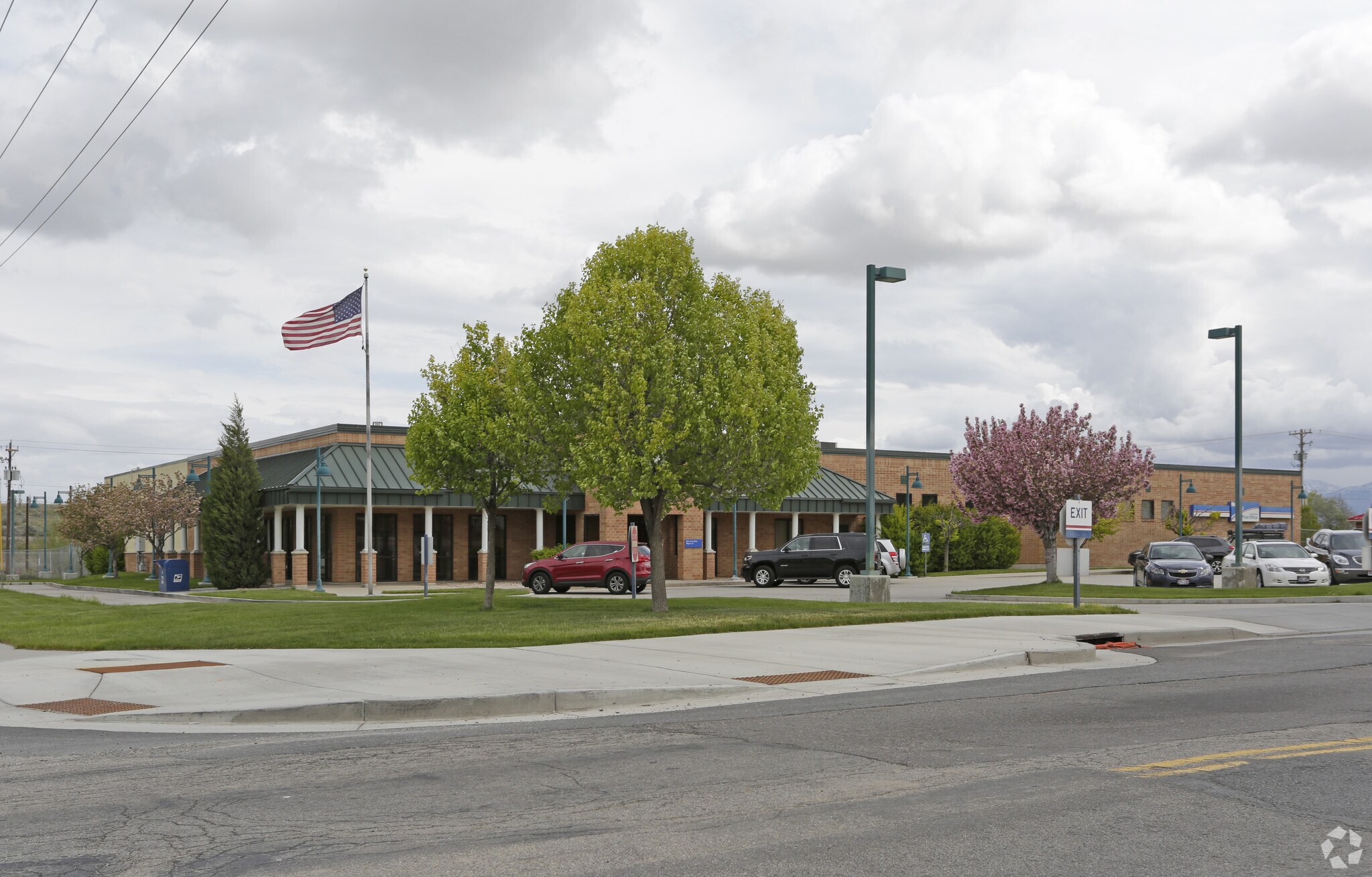 8470 W 2700 S, Magna, UT à louer Photo du bâtiment- Image 1 de 4