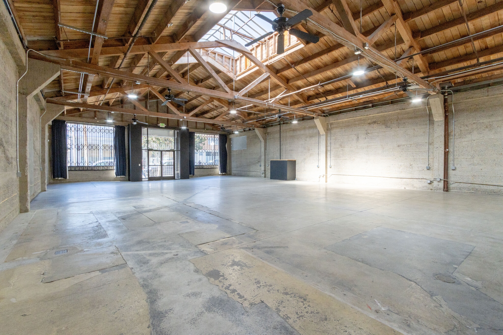 1345 Howard St, San Francisco, CA à louer Photo intérieure- Image 1 de 7