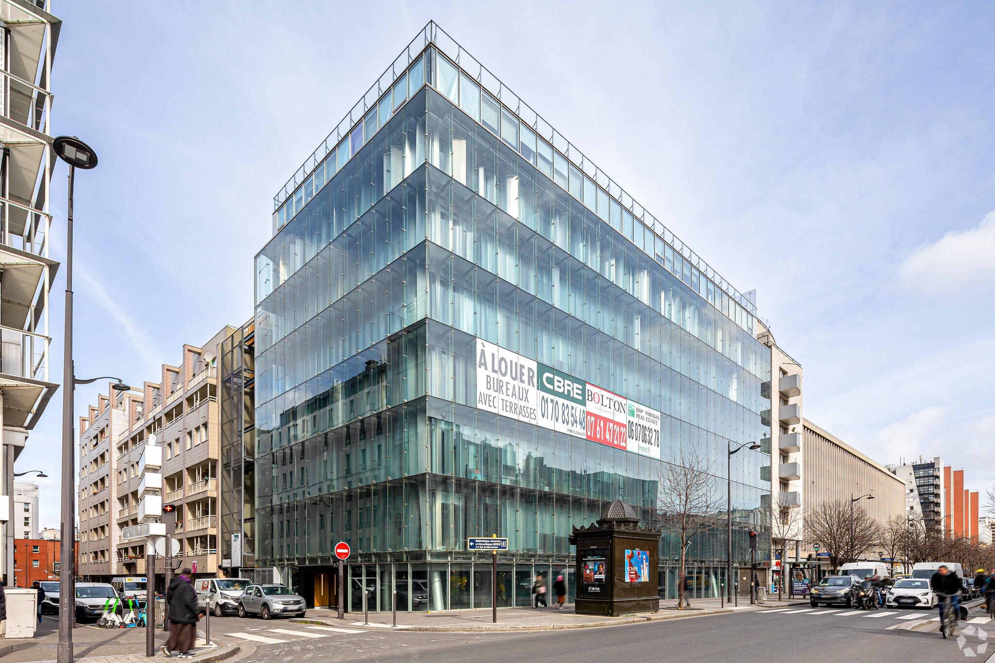 7-11 Avenue De Flandre, Paris for lease Primary Photo- Image 1 of 15