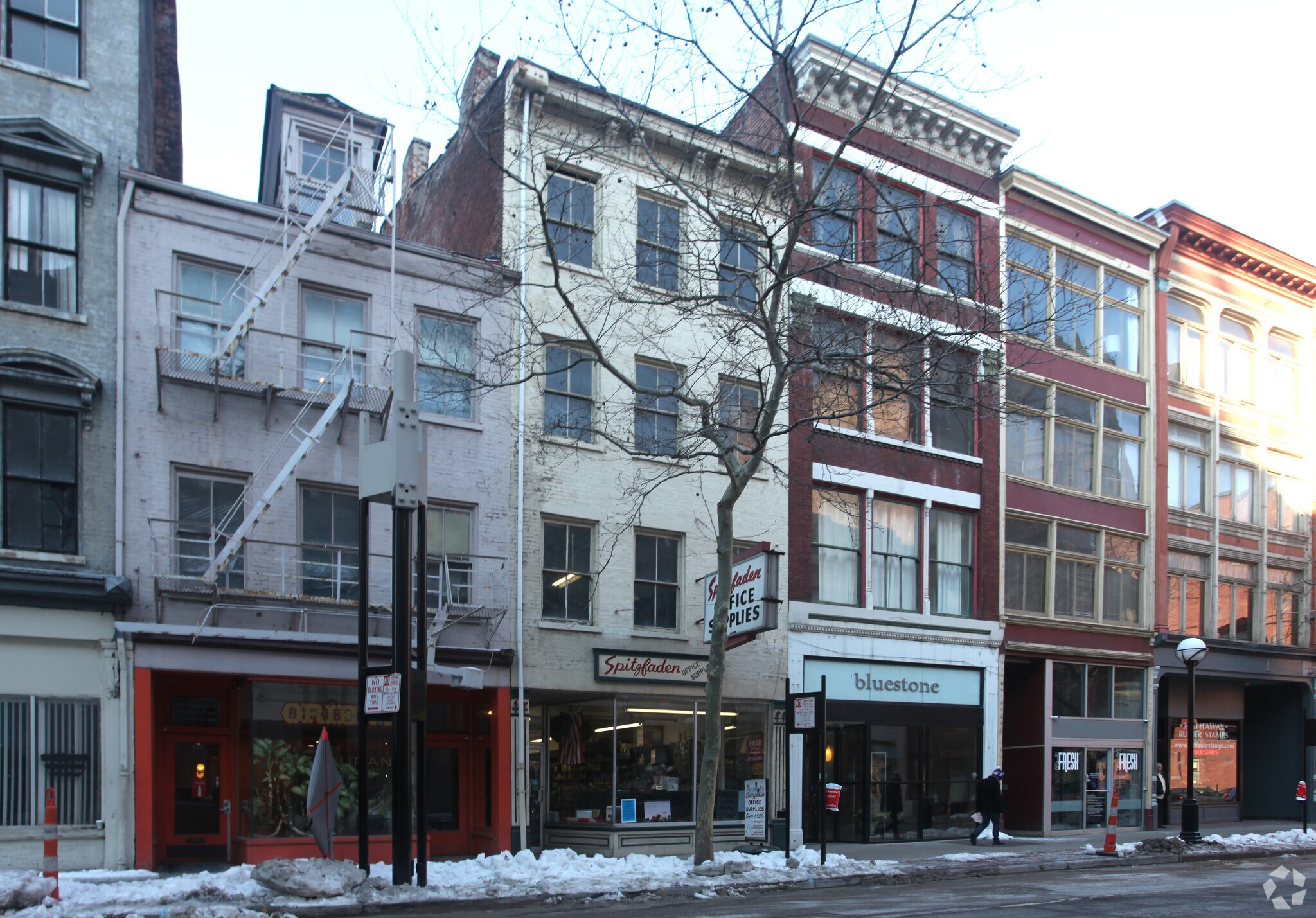 629 Main St, Cincinnati, OH for lease Building Photo- Image 1 of 3