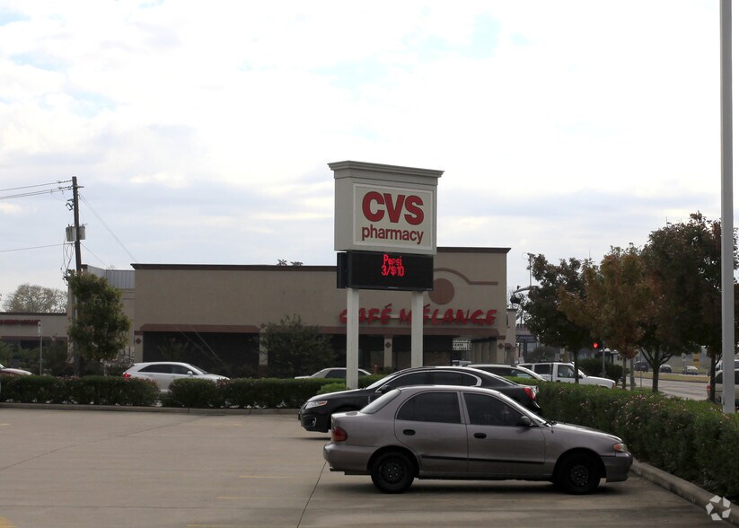 10902 Bissonnet St, Houston, TX à louer - Photo du bâtiment - Image 3 de 3