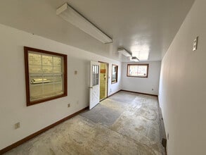10802 Westville Rd, Wyoming, DE for lease Interior Photo- Image 2 of 2