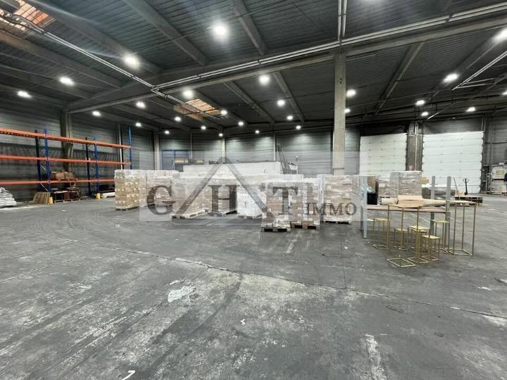 Industrial in Gonesse for lease Interior Photo- Image 1 of 5