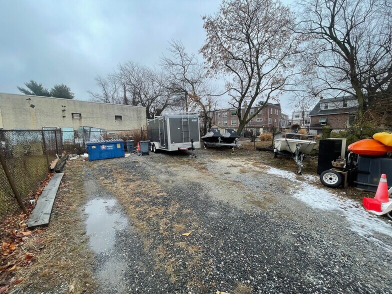 1309 Eddystone Ave, Eddystone, PA à vendre - Photo du bâtiment - Image 3 de 3