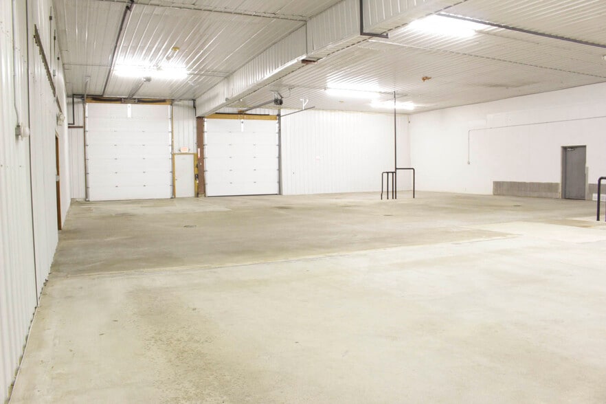 3355 Ridge Rd, Green Bay, WI for lease - Building Photo - Image 3 of 6