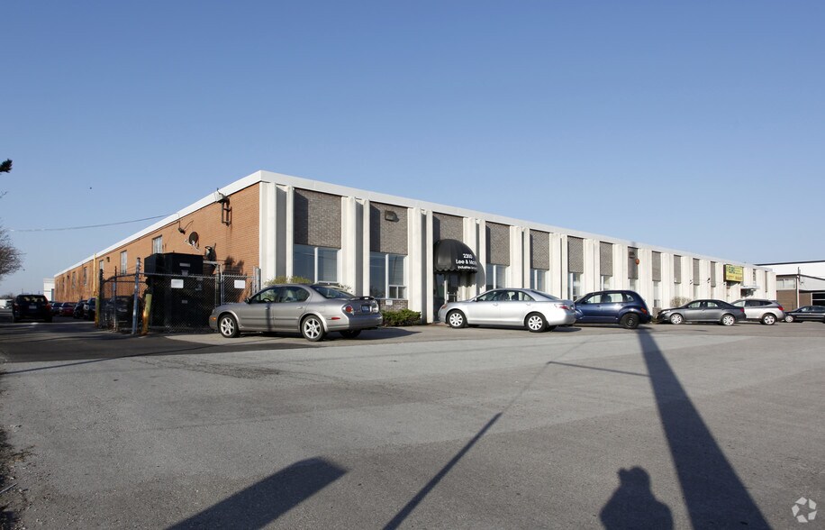 2350 Cawthra Rd, Mississauga, ON for sale - Primary Photo - Image 1 of 1