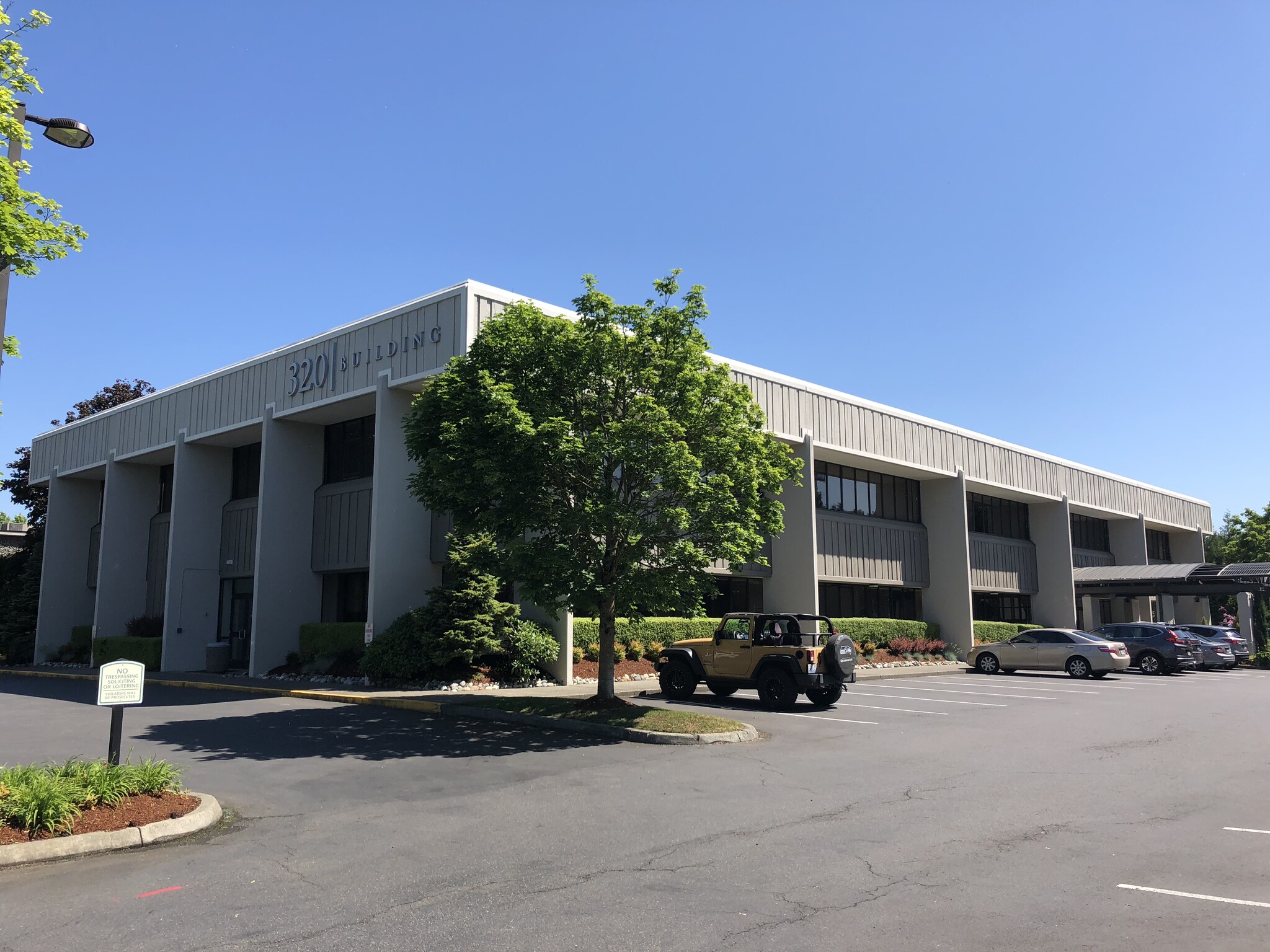 320 Andover Park E, Tukwila, WA for lease Building Photo- Image 1 of 3