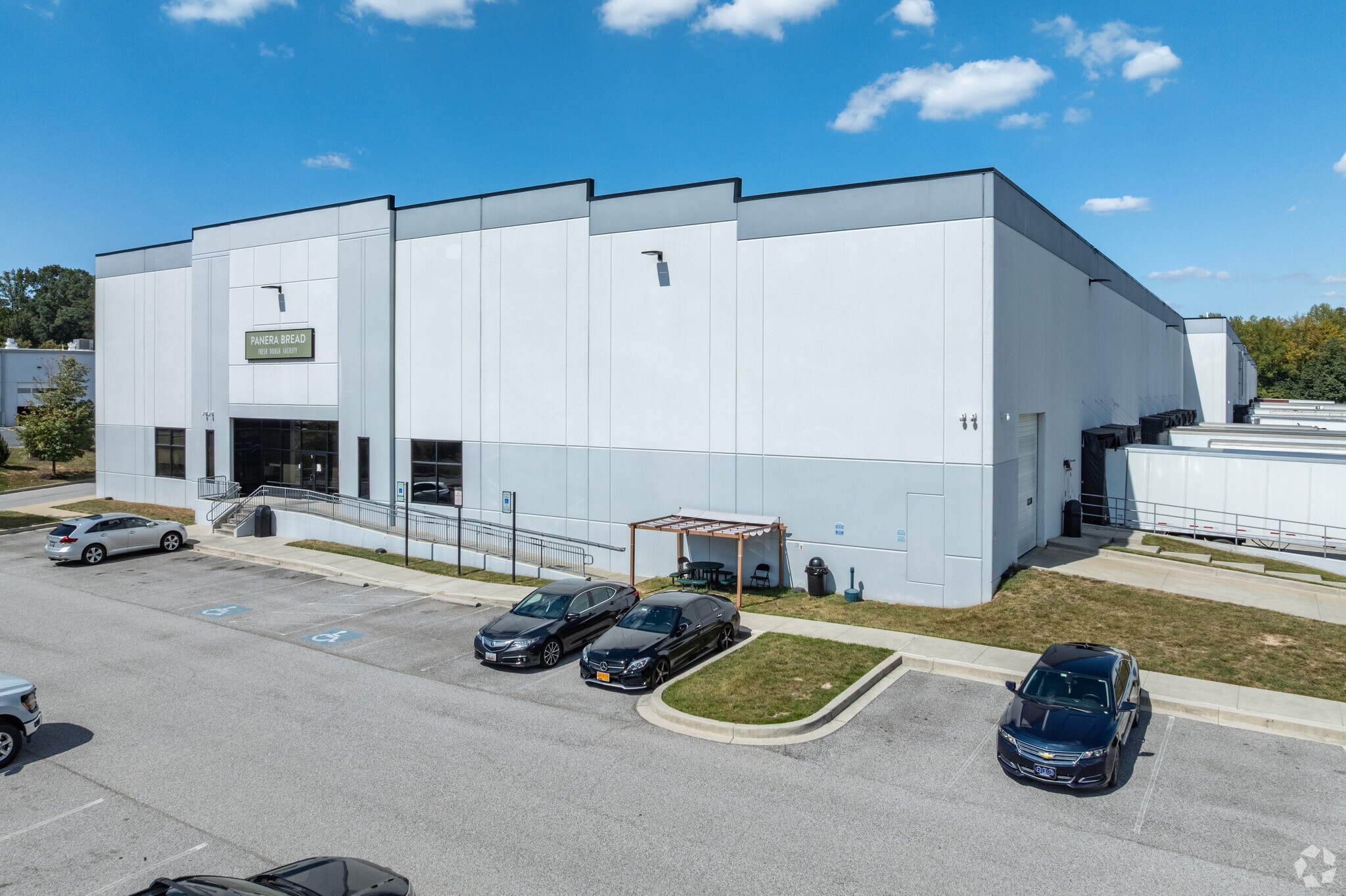 7801 Dorsey Run Rd, Jessup, MD for lease Primary Photo- Image 1 of 5