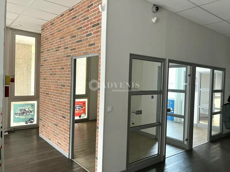Office in Bourges for sale - Interior Photo - Image 3 of 3