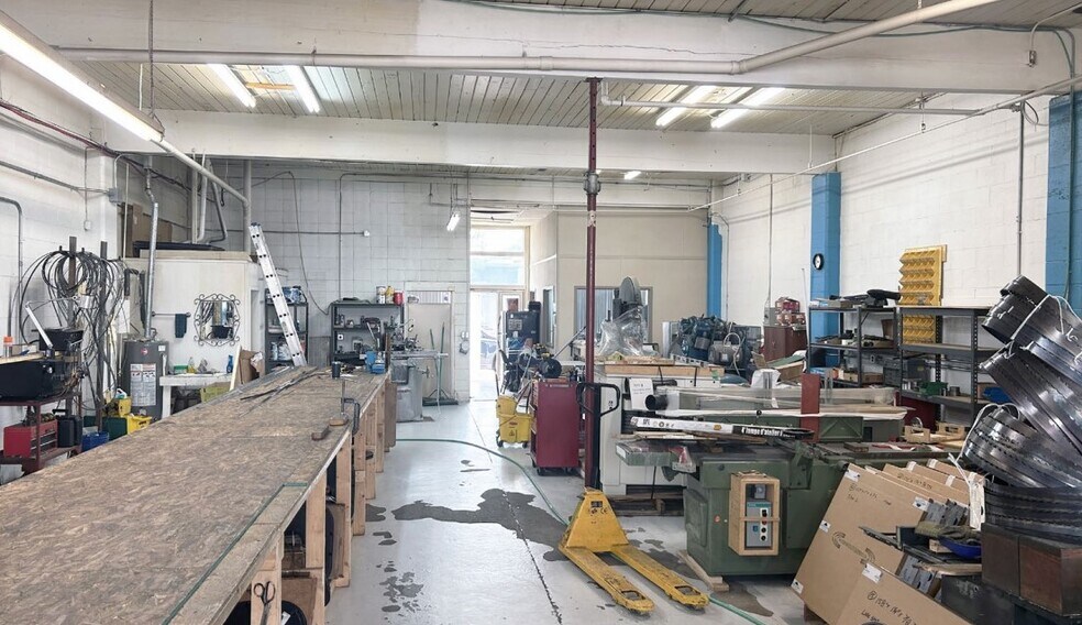 10344 59 Av, Edmonton, AB à vendre - Photo intérieure - Image 2 de 2