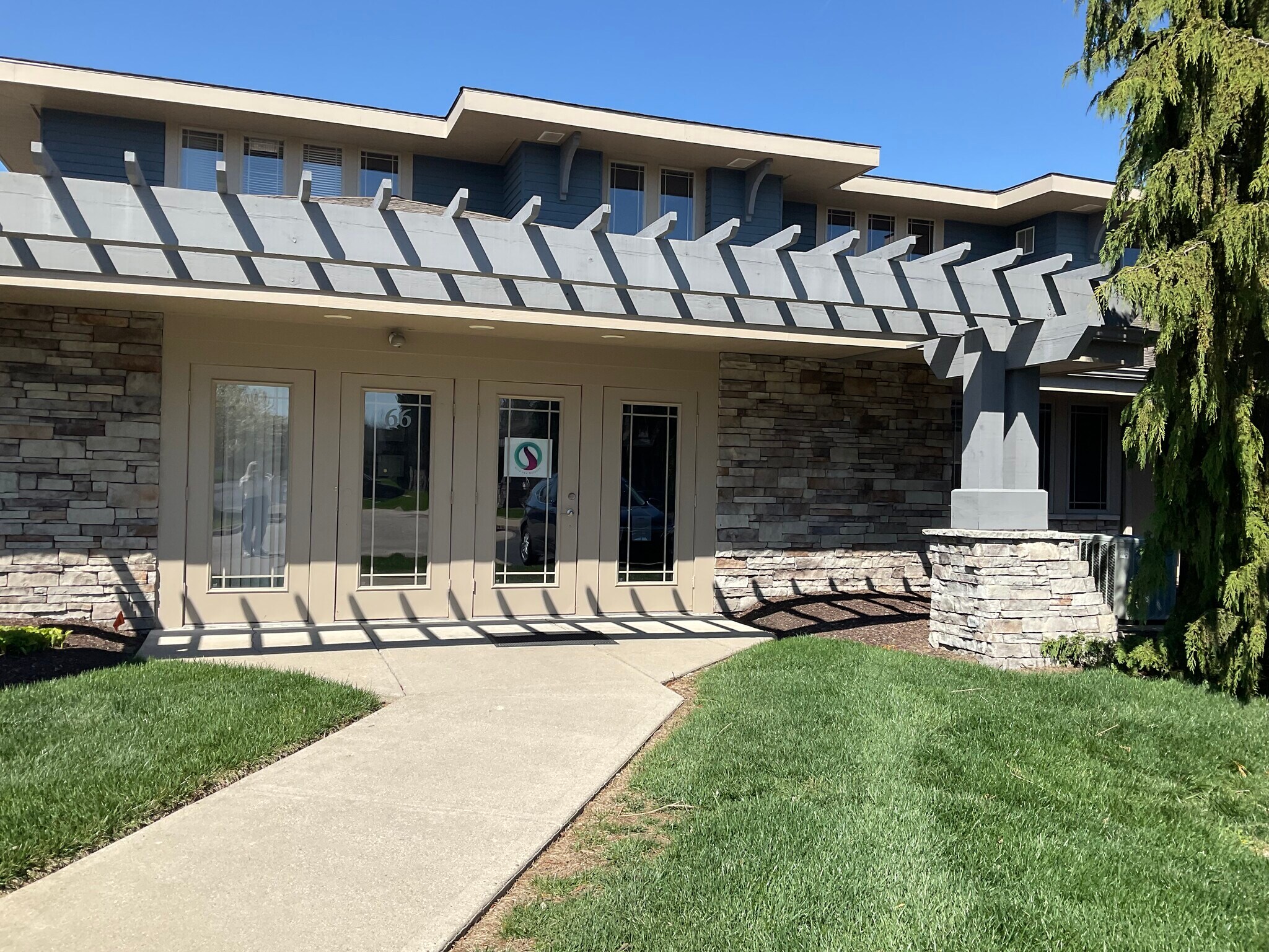 10-24 Remick Blvd, Springboro, OH for lease Interior Photo- Image 1 of 12