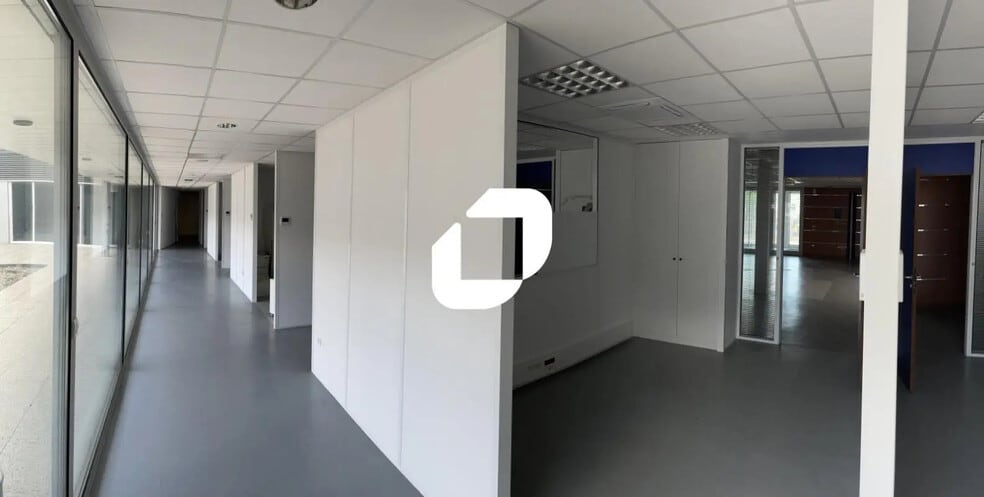 3 Rue Des Docks Rémois, Bétheny à vendre - Photo du bâtiment - Image 3 de 4