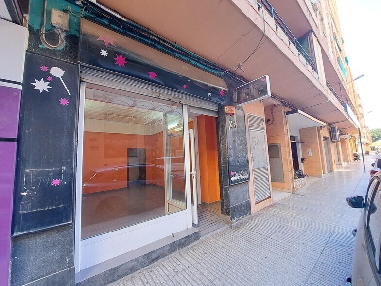 Retail in Alzira, Valencia for lease - Building Photo - Image 2 of 9