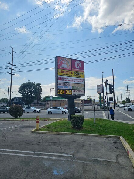 1292 W Mill St, San Bernardino, CA à louer - Photo du bâtiment - Image 2 de 8