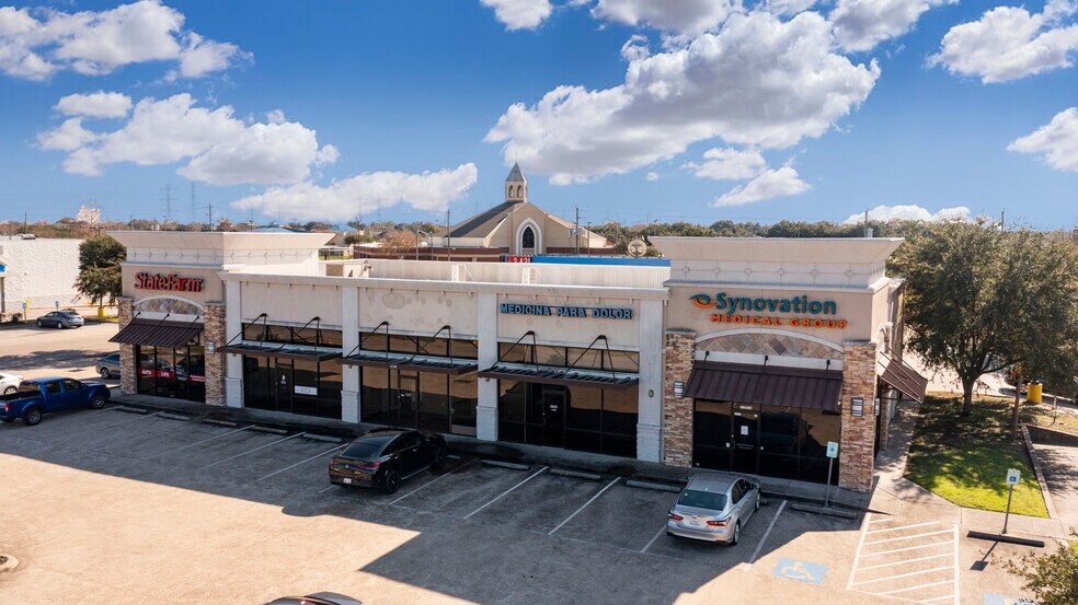 11799 Beechnut St, Houston, TX à louer - Photo du bâtiment - Image 1 de 20