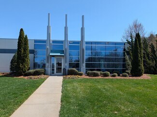 Plus de détails pour 4041 Business Park Cir, Winston-Salem, NC - Flex à vendre