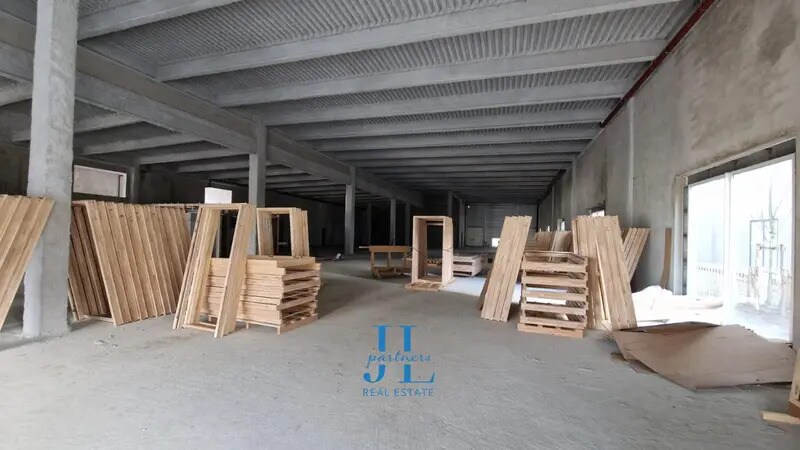 Retail in Bordeaux for sale - Interior Photo - Image 2 of 7