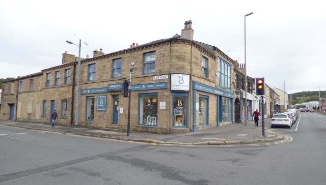 91 Wakefield Rd, Huddersfield à louer - Photo principale - Image 1 de 1