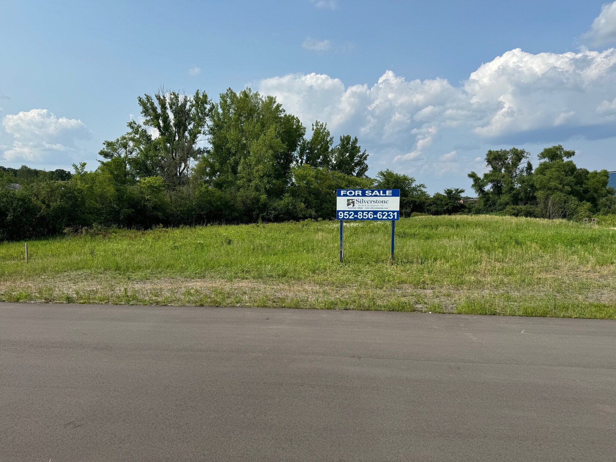 Keokuk Ave County Rd 70, Lakeville, MN à vendre Photo du bâtiment- Image 1 de 7
