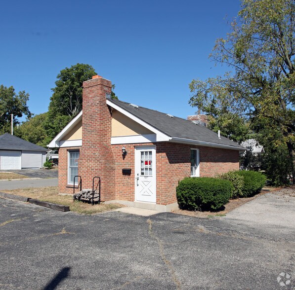 120 N Main St, Englewood, OH à louer - Photo du bâtiment - Image 2 de 5