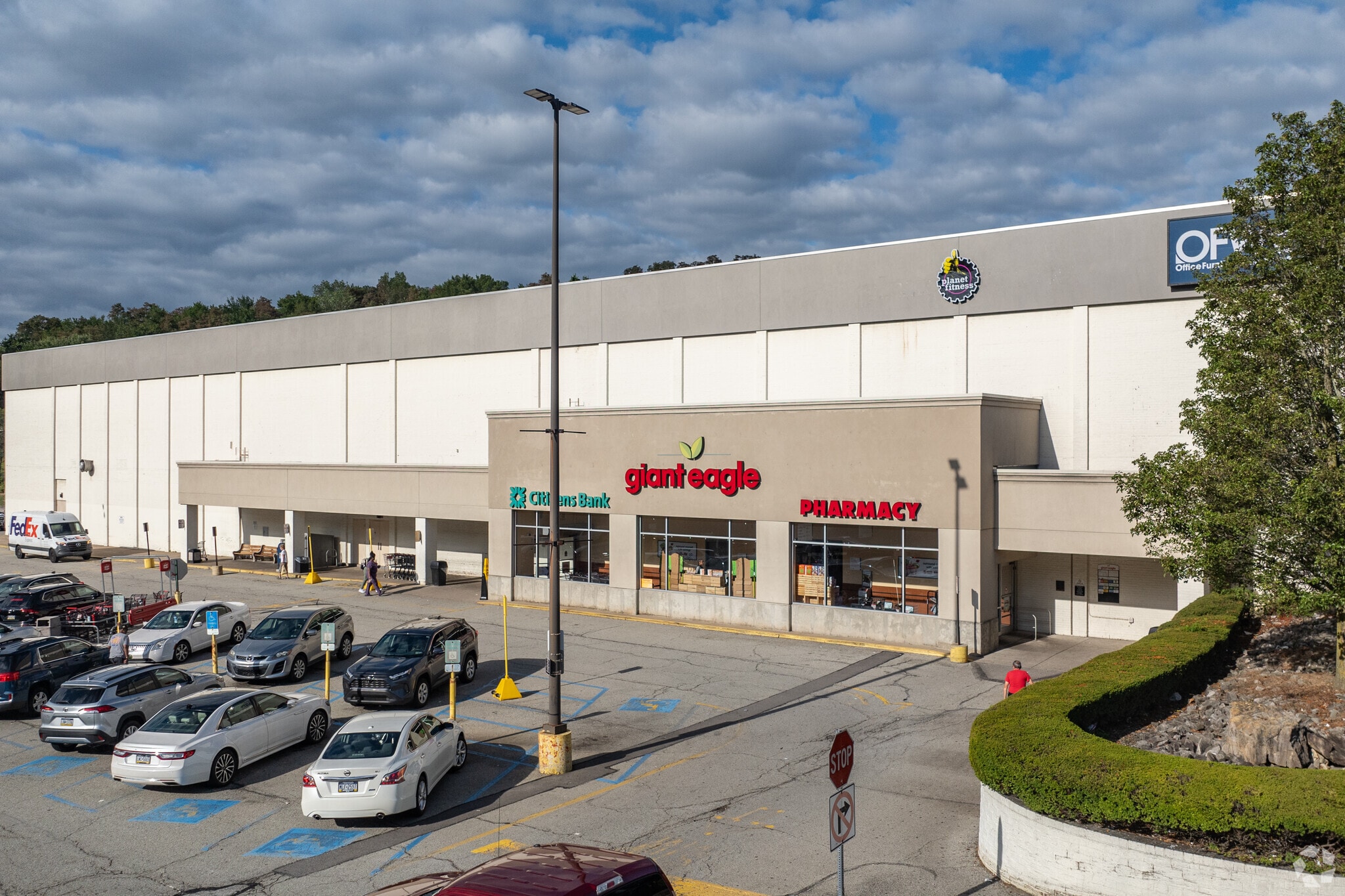 230 Rodi Rd, Pittsburgh, PA for lease Primary Photo- Image 1 of 5