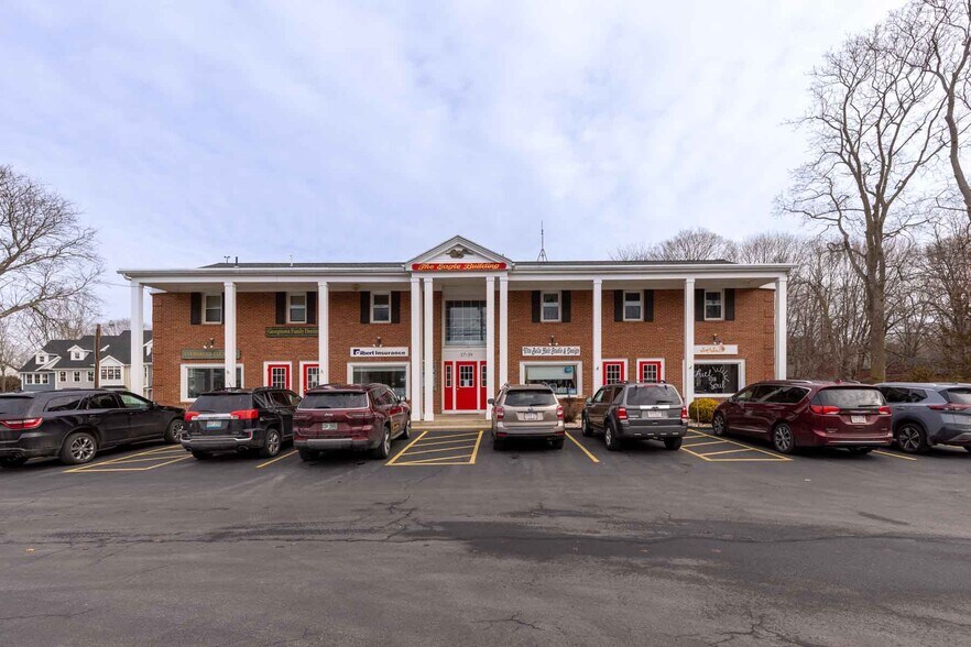 35-41 W Main St, Georgetown, MA à louer - Photo du bâtiment - Image 3 de 5