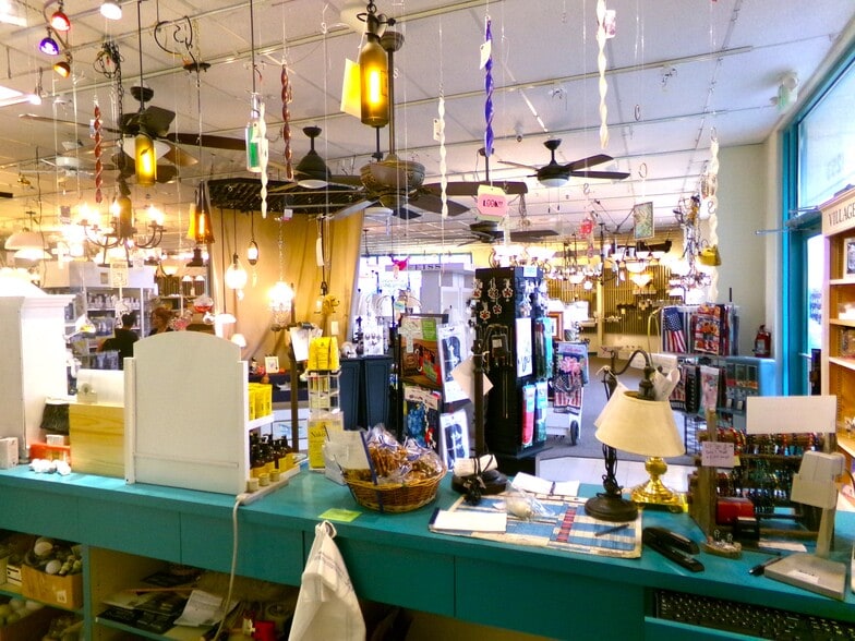 1253 US Highway 395 N, Gardnerville, NV à louer - Photo du bâtiment - Image 3 de 6