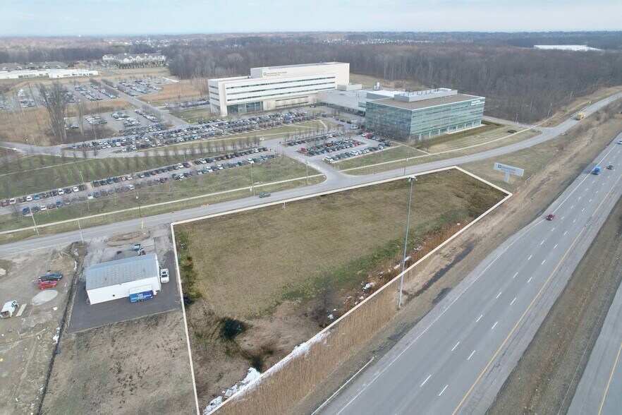 0 Just Imagine Drive, Avon, OH à vendre - Photo du bâtiment - Image 3 de 4