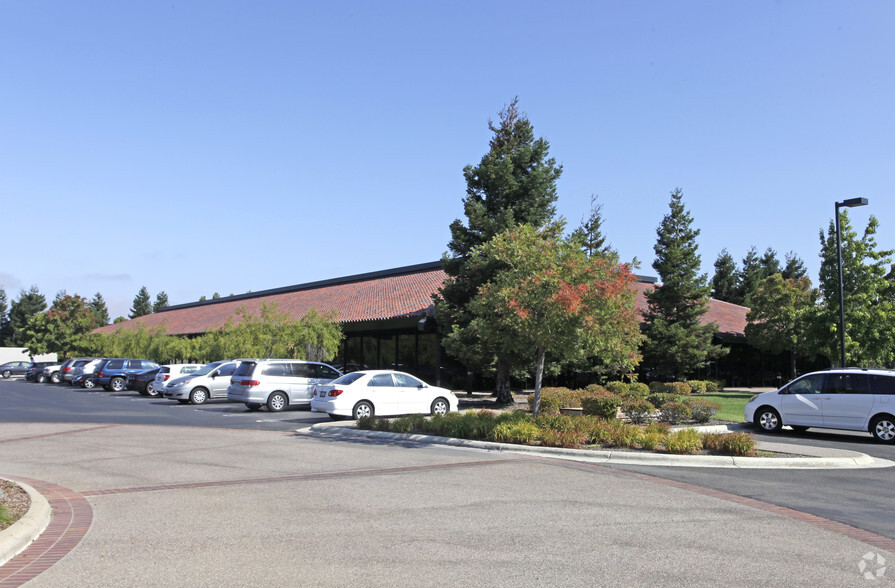 6539 Dumbarton Cir, Fremont, CA for lease - Building Photo - Image 2 of 3