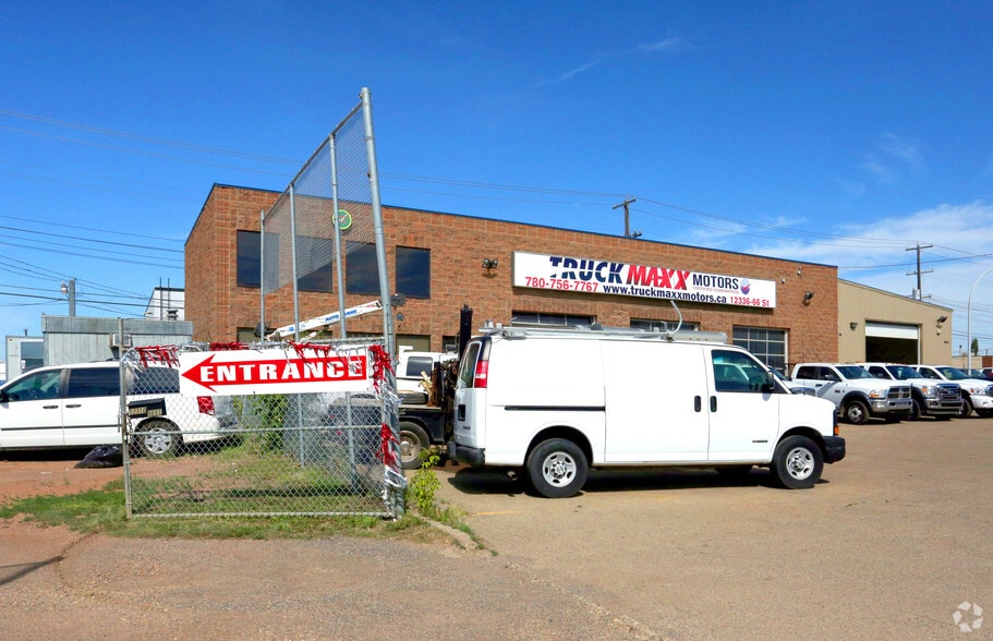 12328 66 St NW, Edmonton, AB for sale - Building Photo - Image 2 of 5
