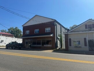 Plus de détails pour 201 S Main St, Gretna, VA - Multi-résidentiel à vendre