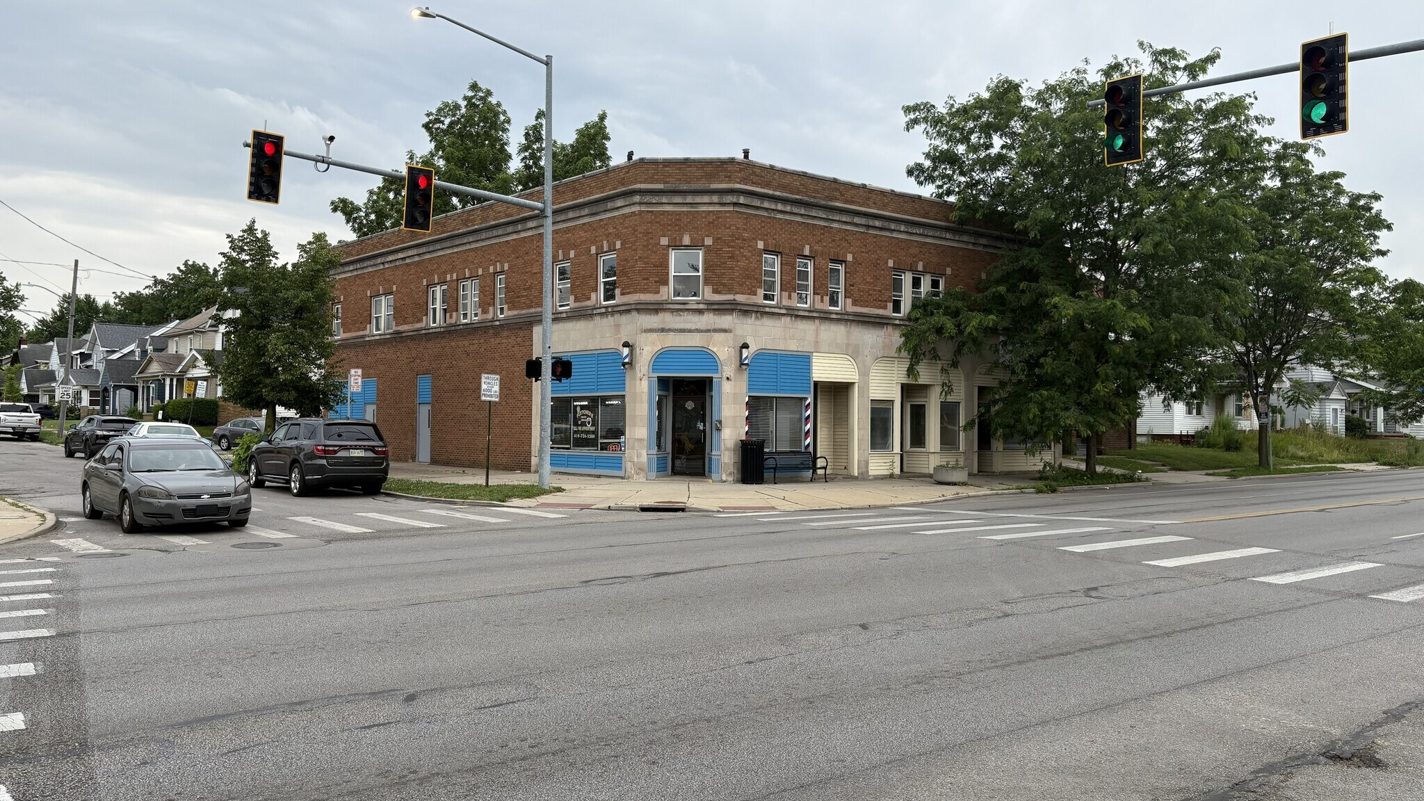 1469-1473 W Sylvania Ave, Toledo, OH à louer Photo du bâtiment- Image 1 de 5