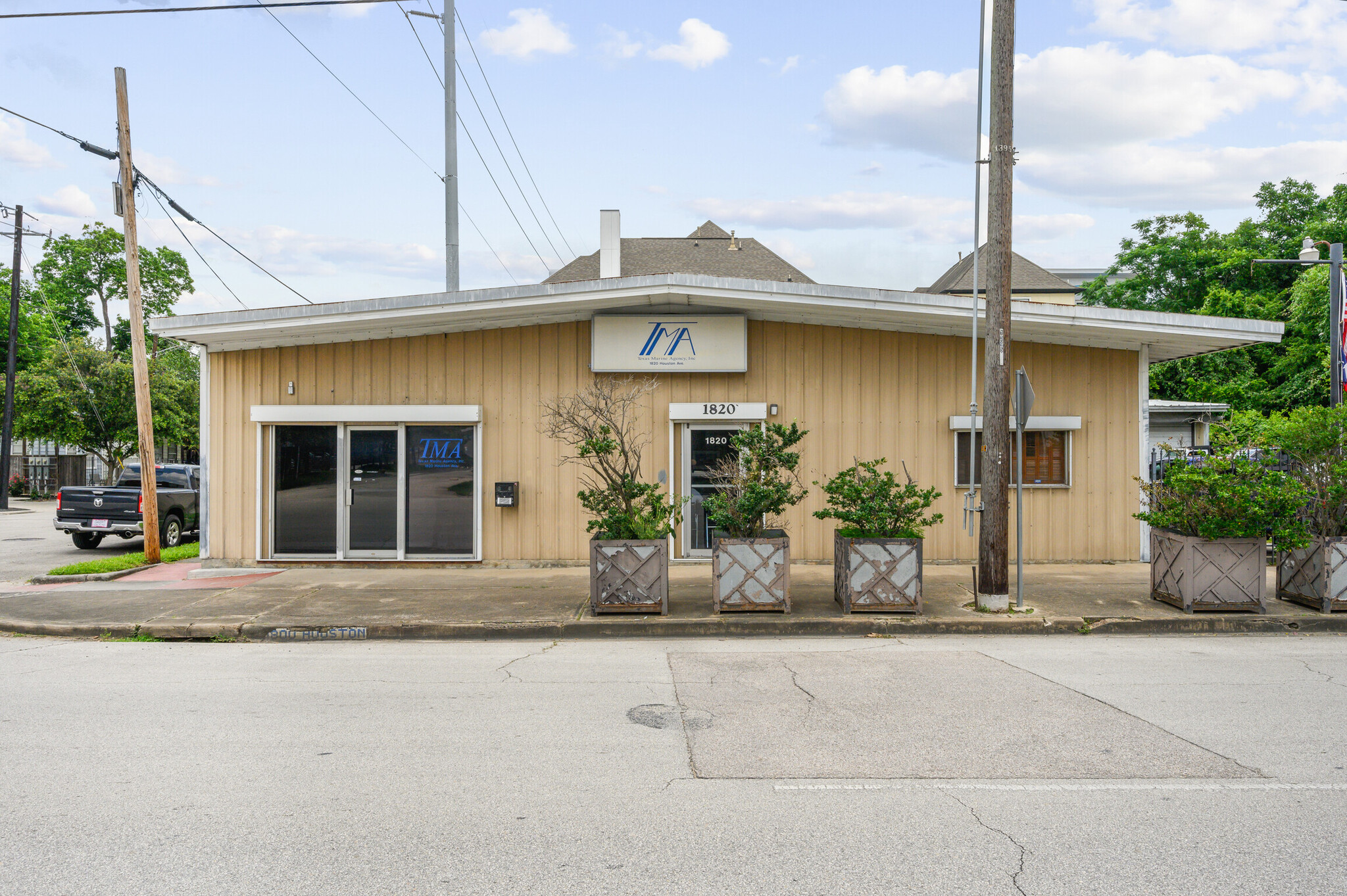 1820 Houston Ave, Houston, TX for sale Building Photo- Image 1 of 1