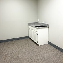 5404 S Memorial Dr, Tulsa, OK for lease Interior Photo- Image 1 of 3