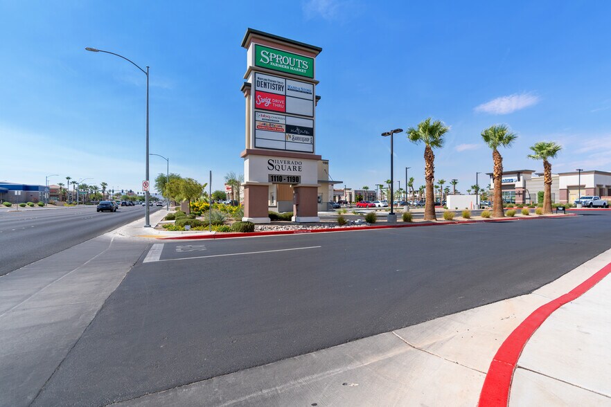 1130 E Silverado Ranch Blvd, Las Vegas, NV à louer - Photo du bâtiment - Image 2 de 9