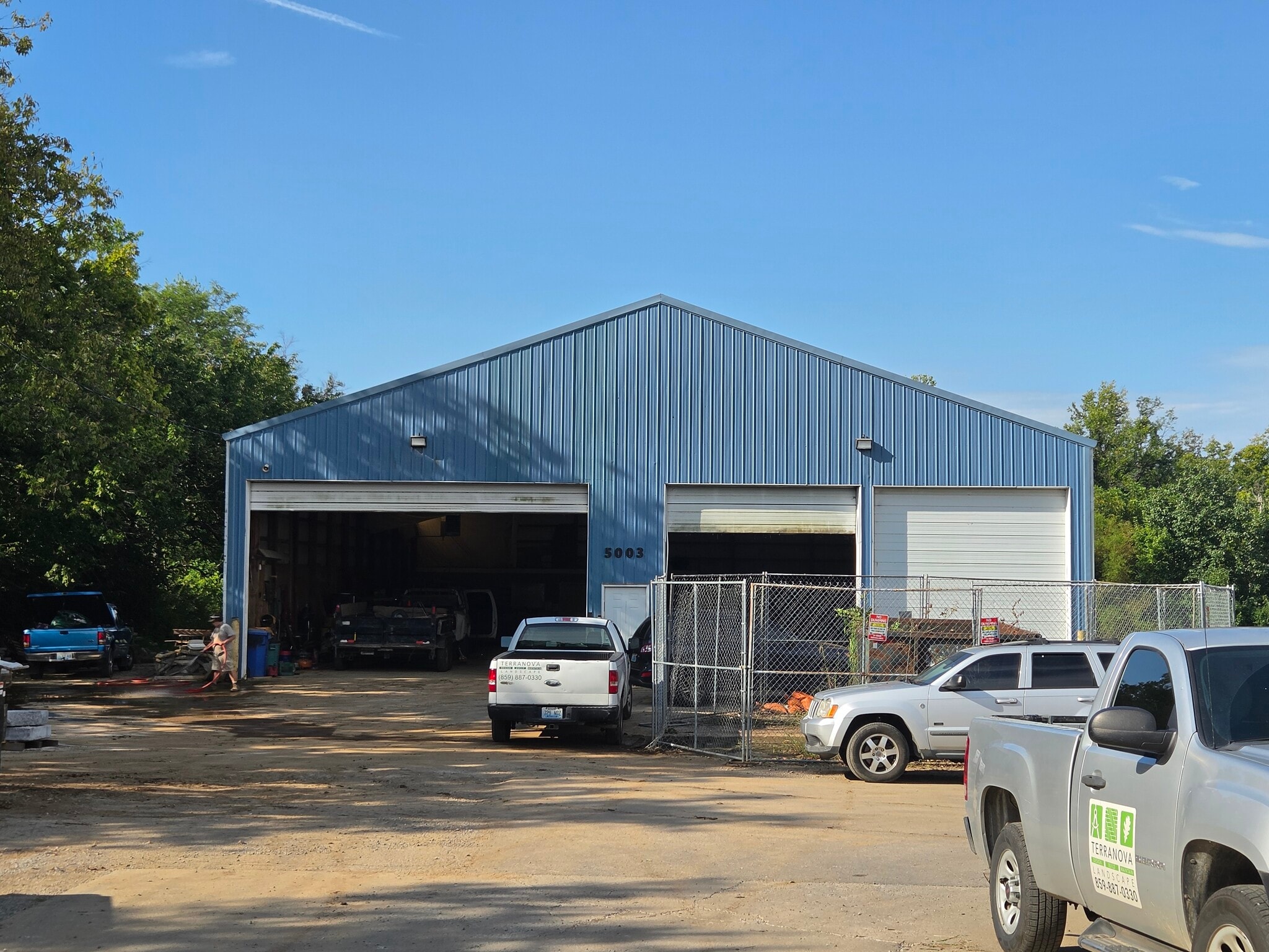 5003 Park Central Ct, Nicholasville, KY for lease Building Photo- Image 1 of 9