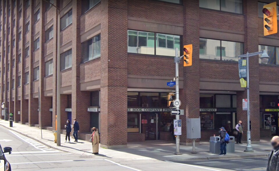 122-128 Bank St, Ottawa, ON à louer - Photo du bâtiment - Image 1 de 3