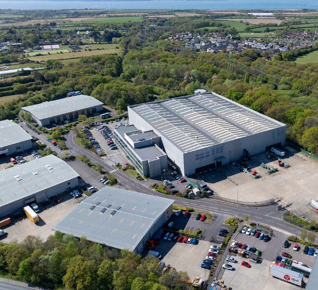 Warsash Rd, Fareham for lease - Primary Photo - Image 1 of 3