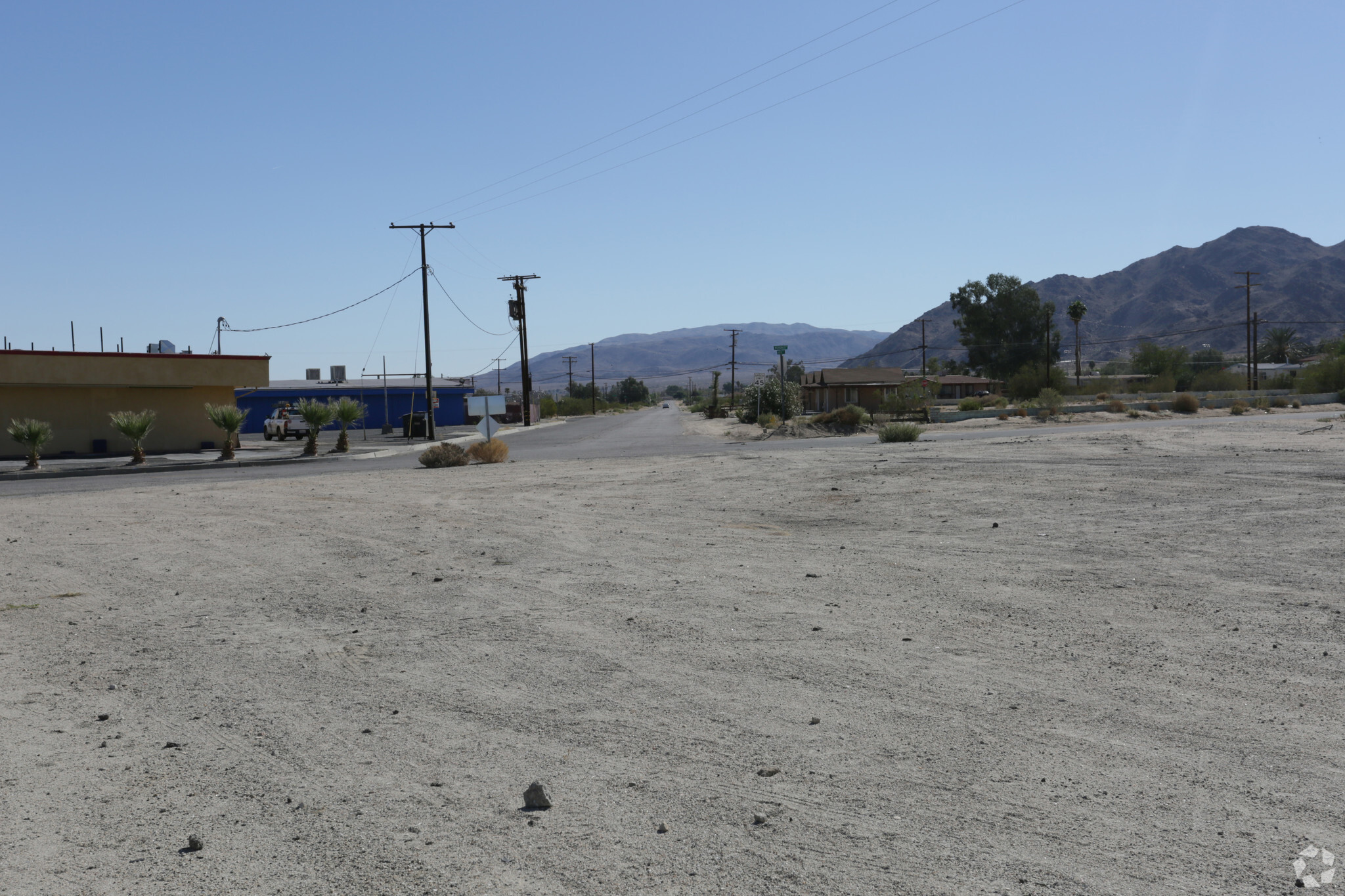 72065 Twentynine Palms Hwy, Twentynine Palms, CA à vendre Photo principale- Image 1 de 1