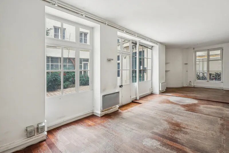 Bureau dans Paris à vendre - Photo du bâtiment - Image 1 de 10