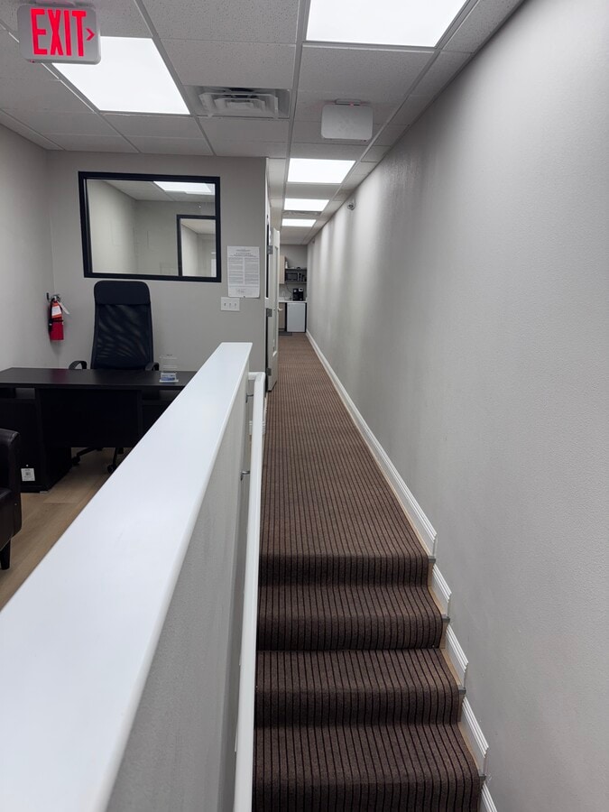 6015 S Rainbow Blvd, Las Vegas, NV 89118 - Unit 110 -  - Interior Photo - Image 2 of 13