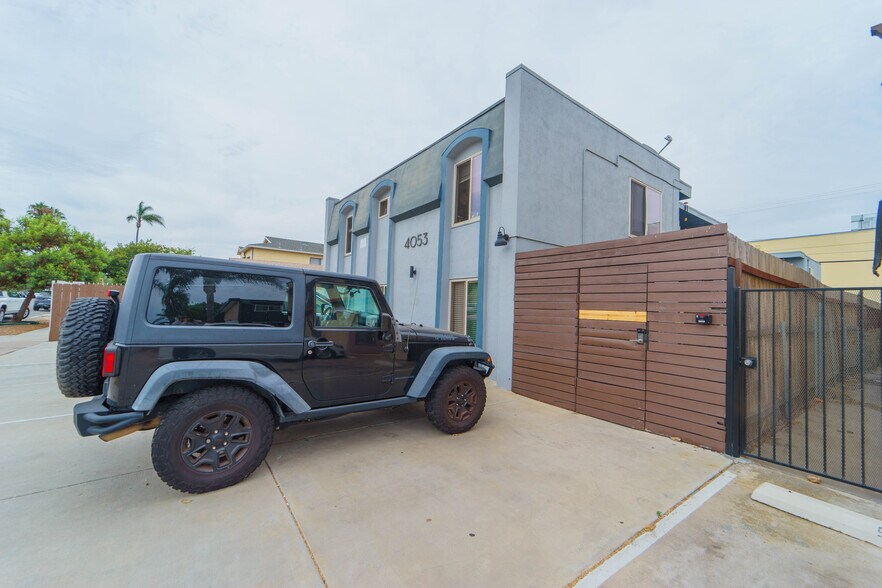 4053 Cherokee Ave, San Diego, CA à vendre - Photo du bâtiment - Image 2 de 14