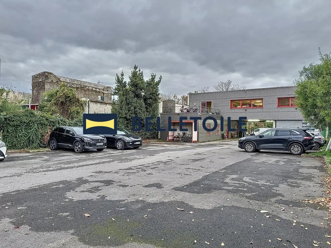 Office in Ivry-sur-Seine for lease Building Photo- Image 1 of 10