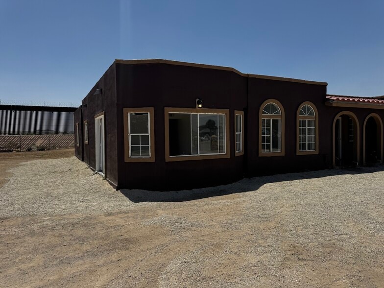 11601 Valle Bajo Rd, Socorro, TX for sale - Building Photo - Image 2 of 23