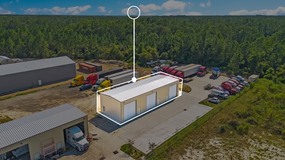 3295 Steel Rail Dr, Bunnell, FL à louer - Photo principale - Image 1 de 37